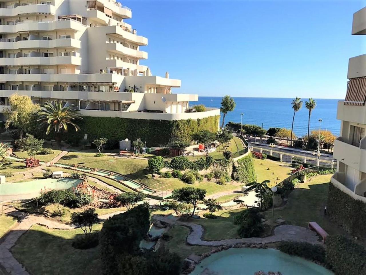 "Vive Benal Beach" Estudios Con Vistas Al Parque Acuatico Benalmádena Kültér fotó