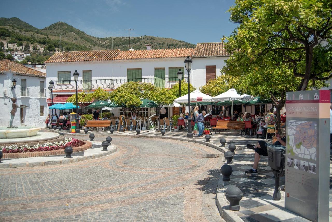 "Vive Benal Beach" Estudios Con Vistas Al Parque Acuatico Benalmádena Kültér fotó